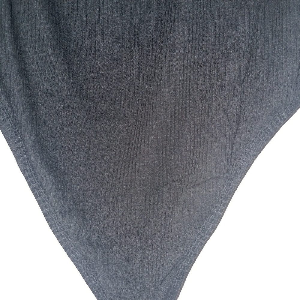 $50 5⭐ black classic ribbed thong bodysuit - Picture 5 of 8
